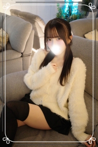 鈐木桜東京・大阪外送茶｜約妹上門｜日本出差旅遊 🎀莉子 161cm·D罩杯. 45kg.23歲 纖細身材  皮膚白皙光滑